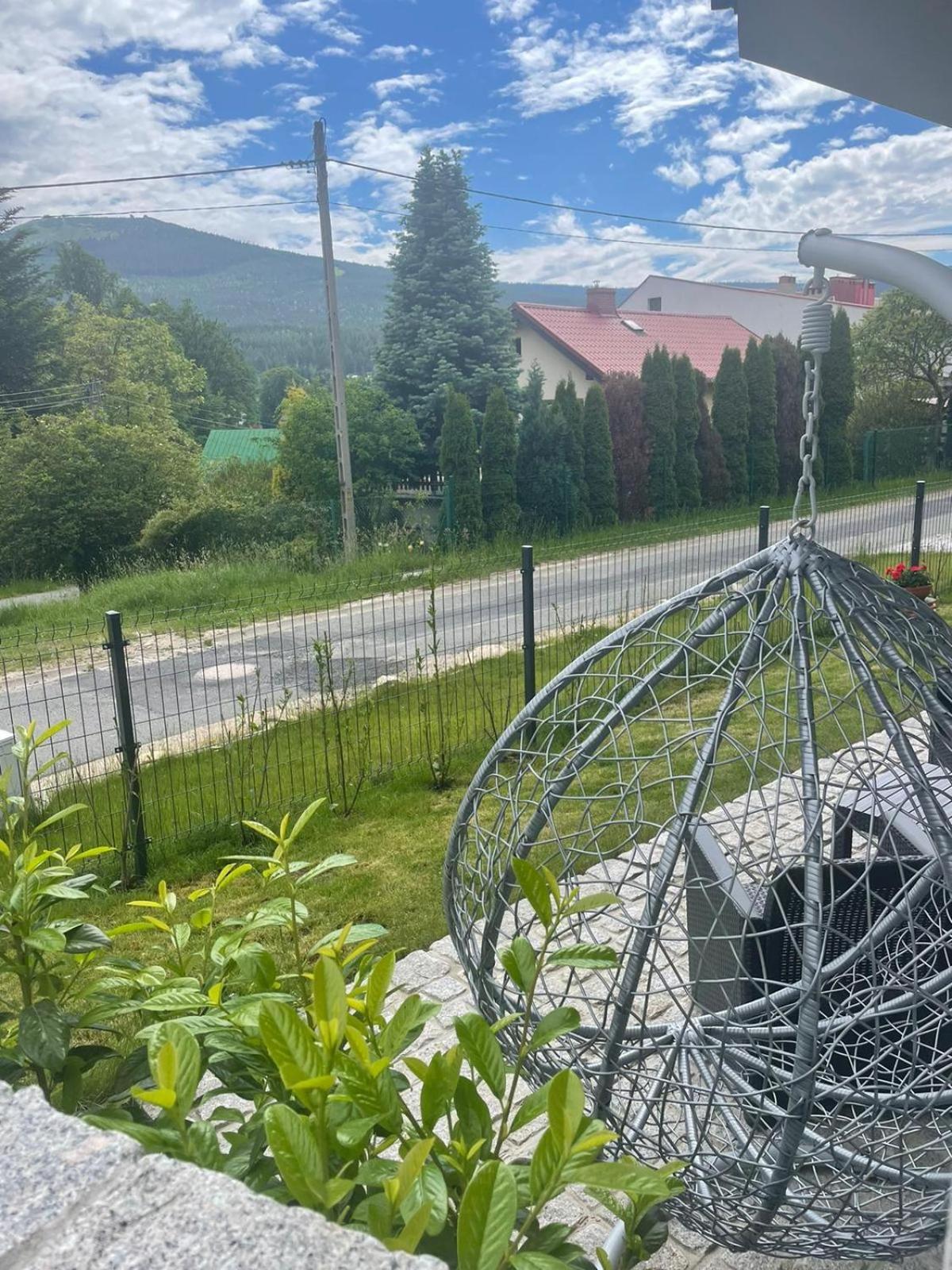 Z Widokiem Apartamenty - Apartamenty Z Widokiem Na Gory I Zewnetrzna Balia Szklarska Poreba Exterior photo